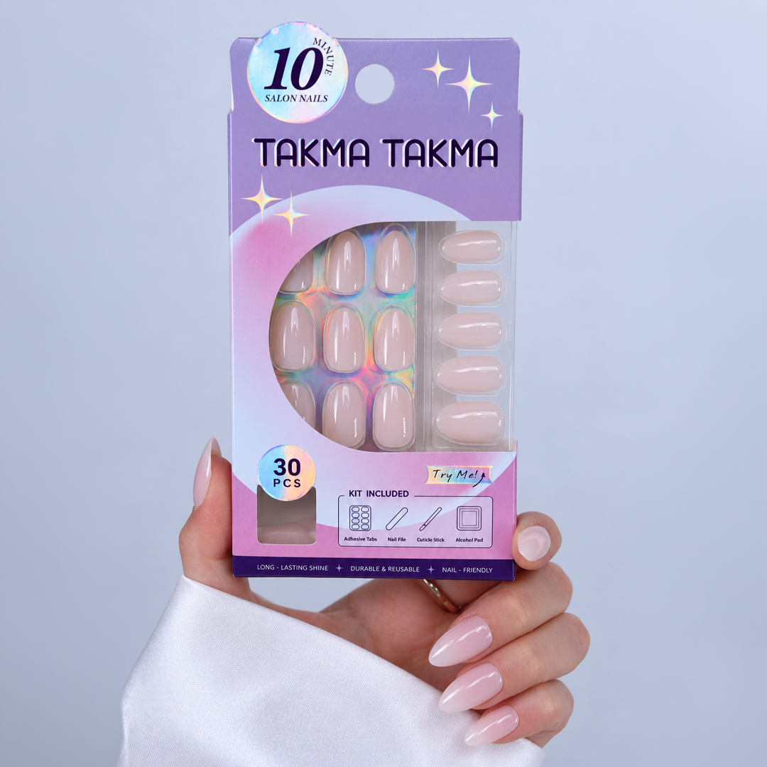 Süt Beyazı Kısa Badem Soft Jel Standart Beden 30'lu Takma Tırnak MKBD3648
