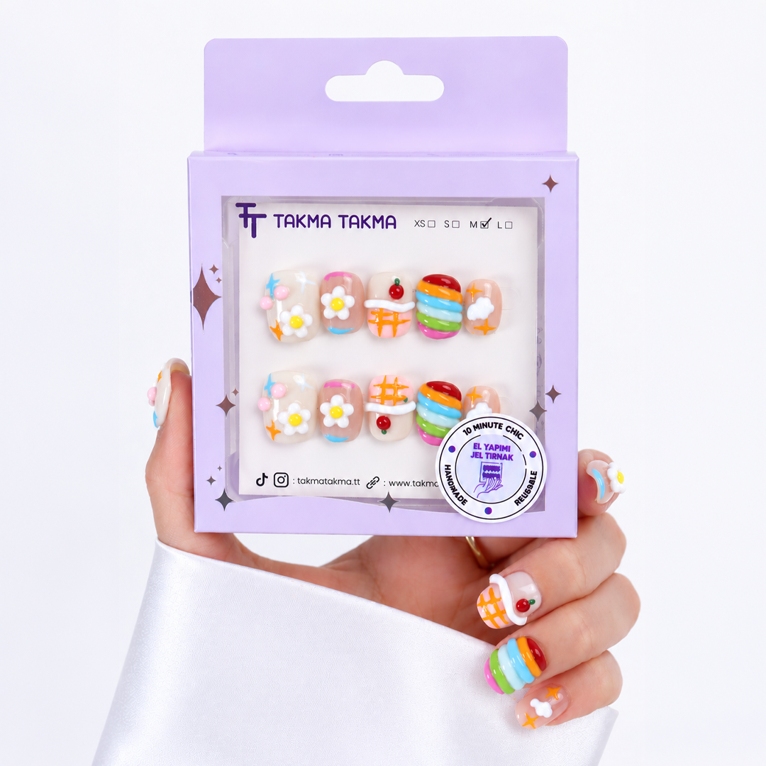 Renkli Nail Art Kısa Yuvarlak 10'lu Tekrar Kullanılabilir El Yapımı Protez Takma Tırnak EKYL3032