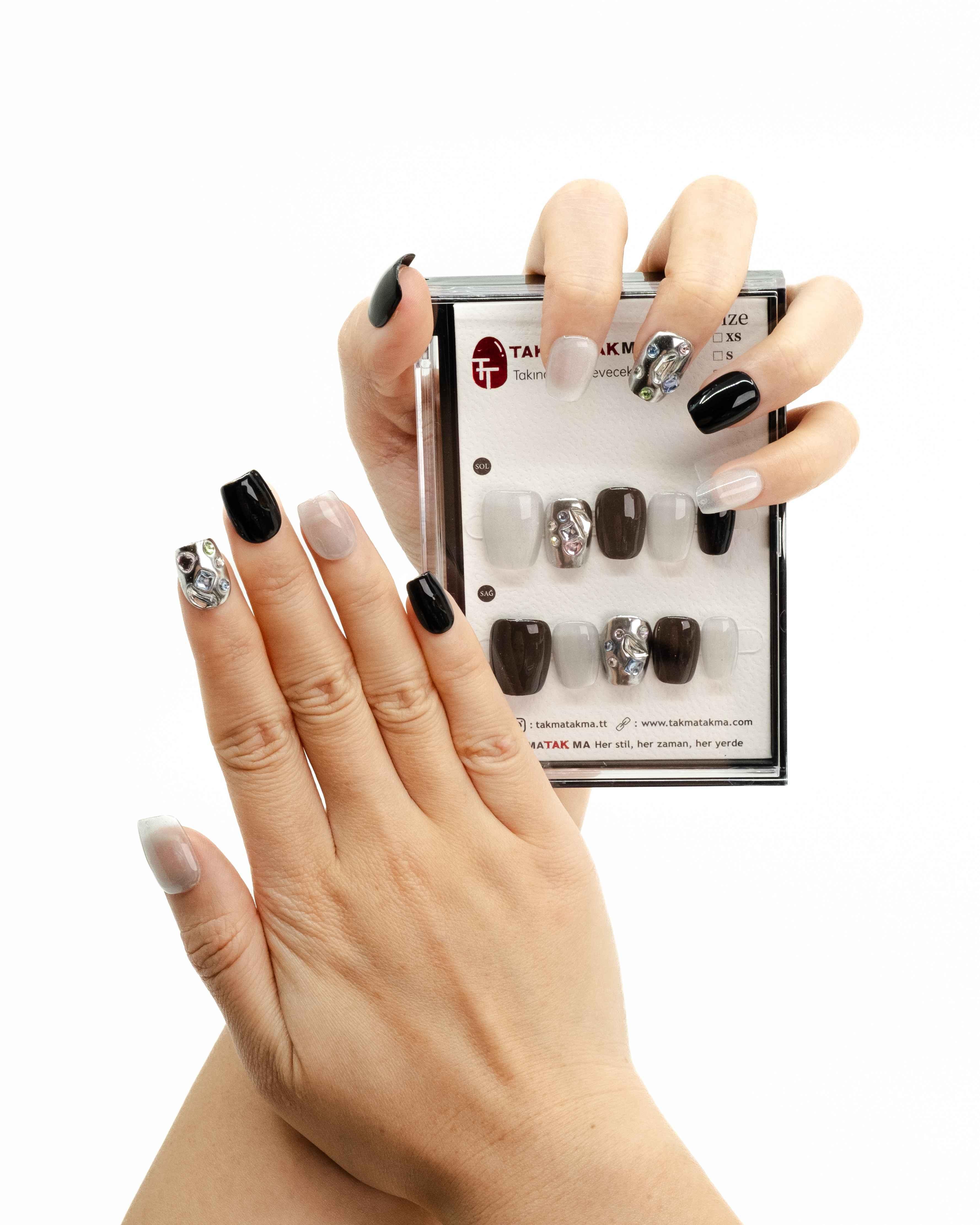 10'lu Siyah Kısa Balerin TT1044 Tekrar Kullanılabilir El Yapımı Protez Takma Tırnak