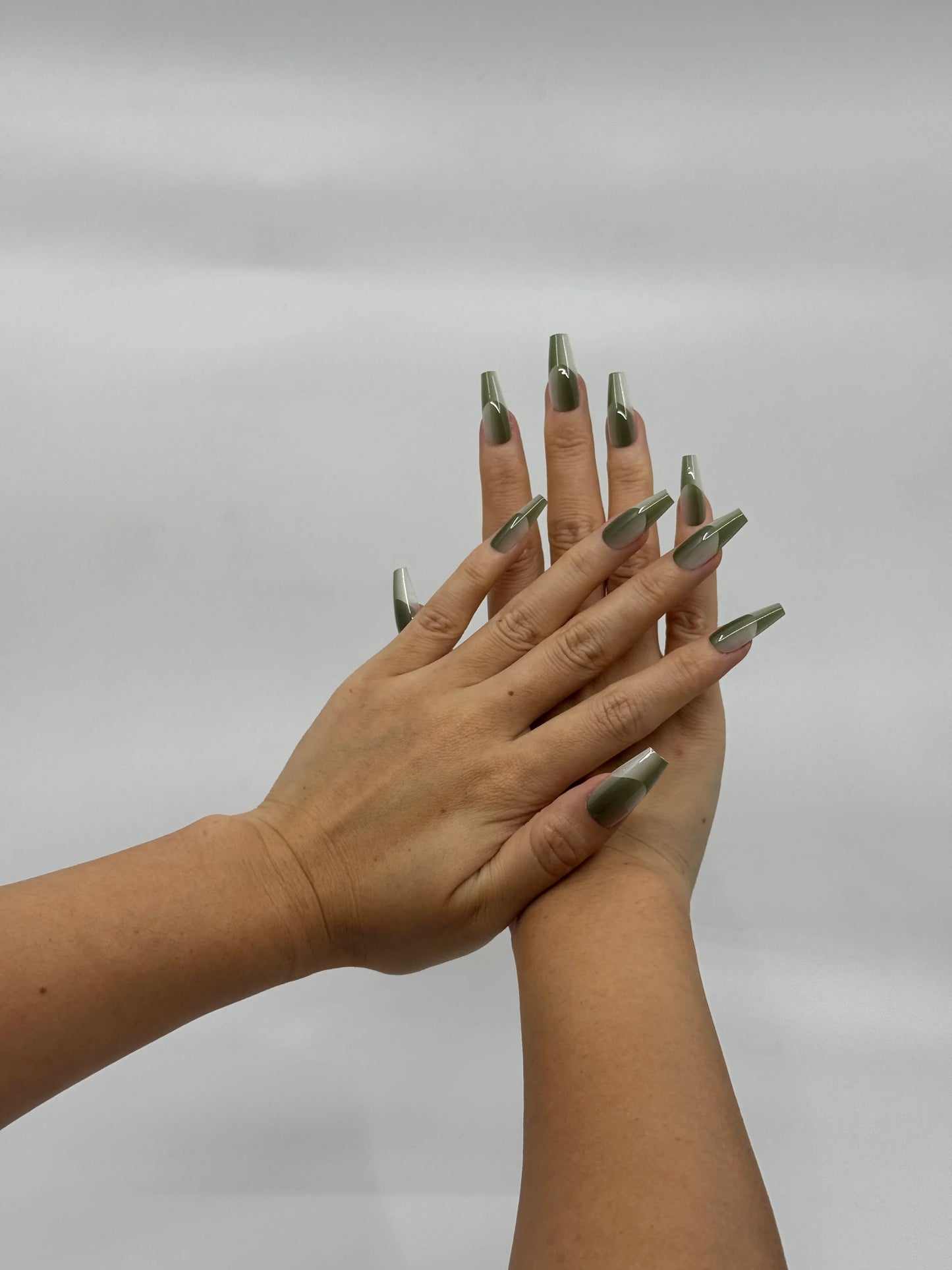 10'lu Yeşil Orta Balerin TT1349 Tekrar Kullanılabilir El Yapımı Protez Takma Tırnak