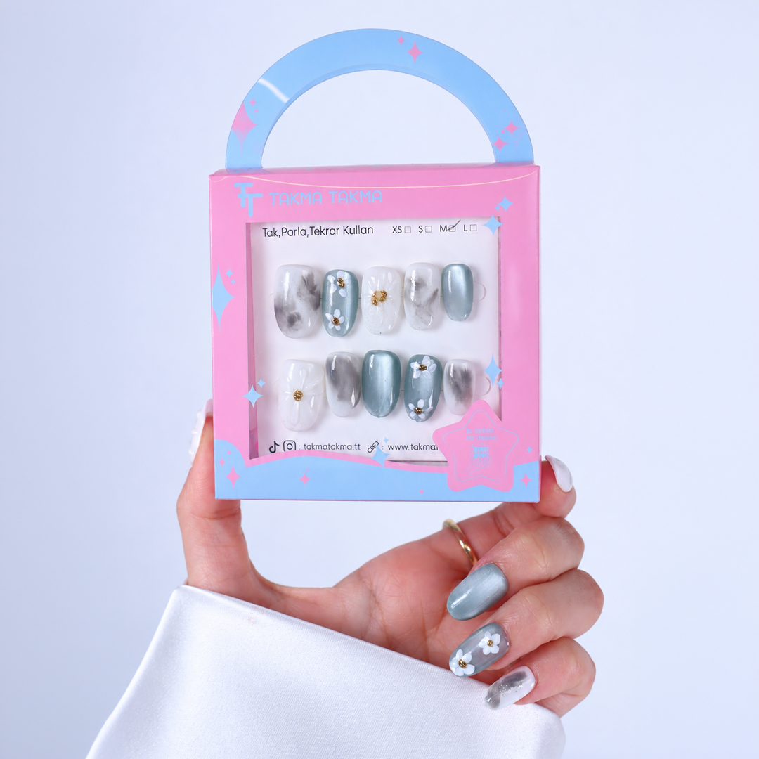 Takma Tırnak Mavi Nail Art Kısa Oval 10'lu Tekrar Kullanılabilir El Yapımı Protez Takma Tırnak