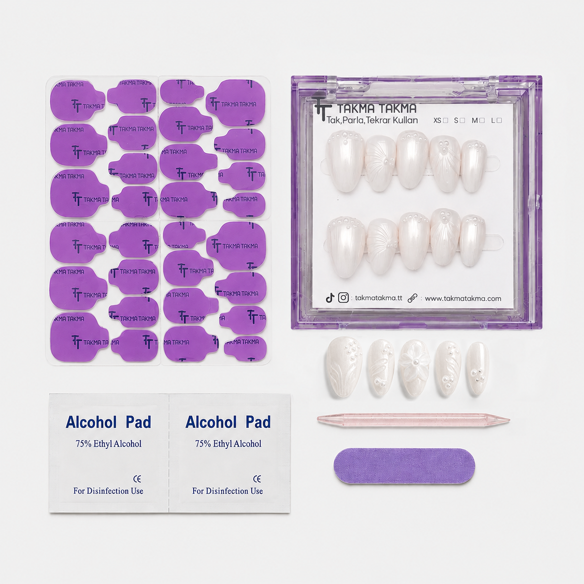 Beyaz Nail Art Kısa Badem El Yapımı Jel Takma Tırnak KKBD-3505