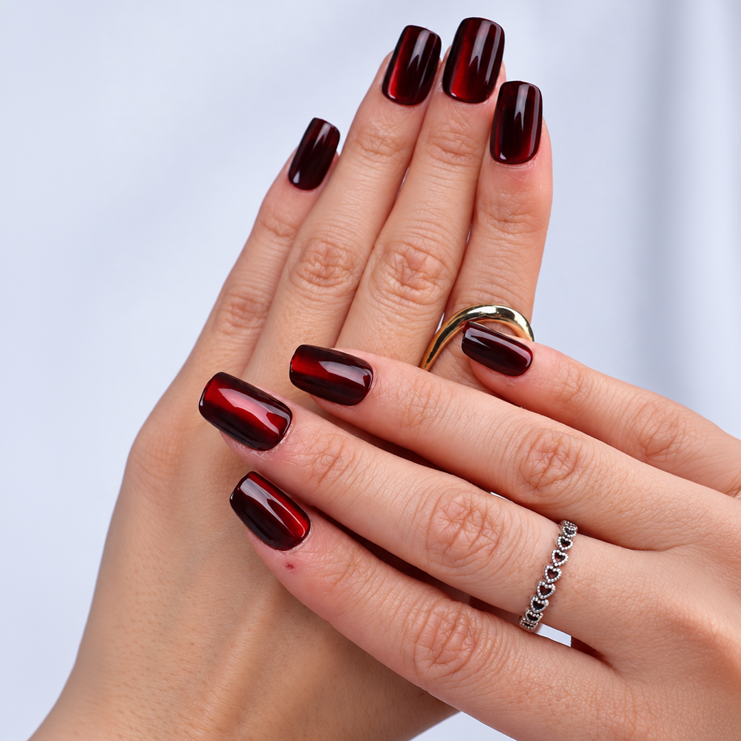 Bordo Işıltılı Cat Eye Kısa Balerin Soft Jel Standart Beden 30'lu Takma Tırnak MKBL3674