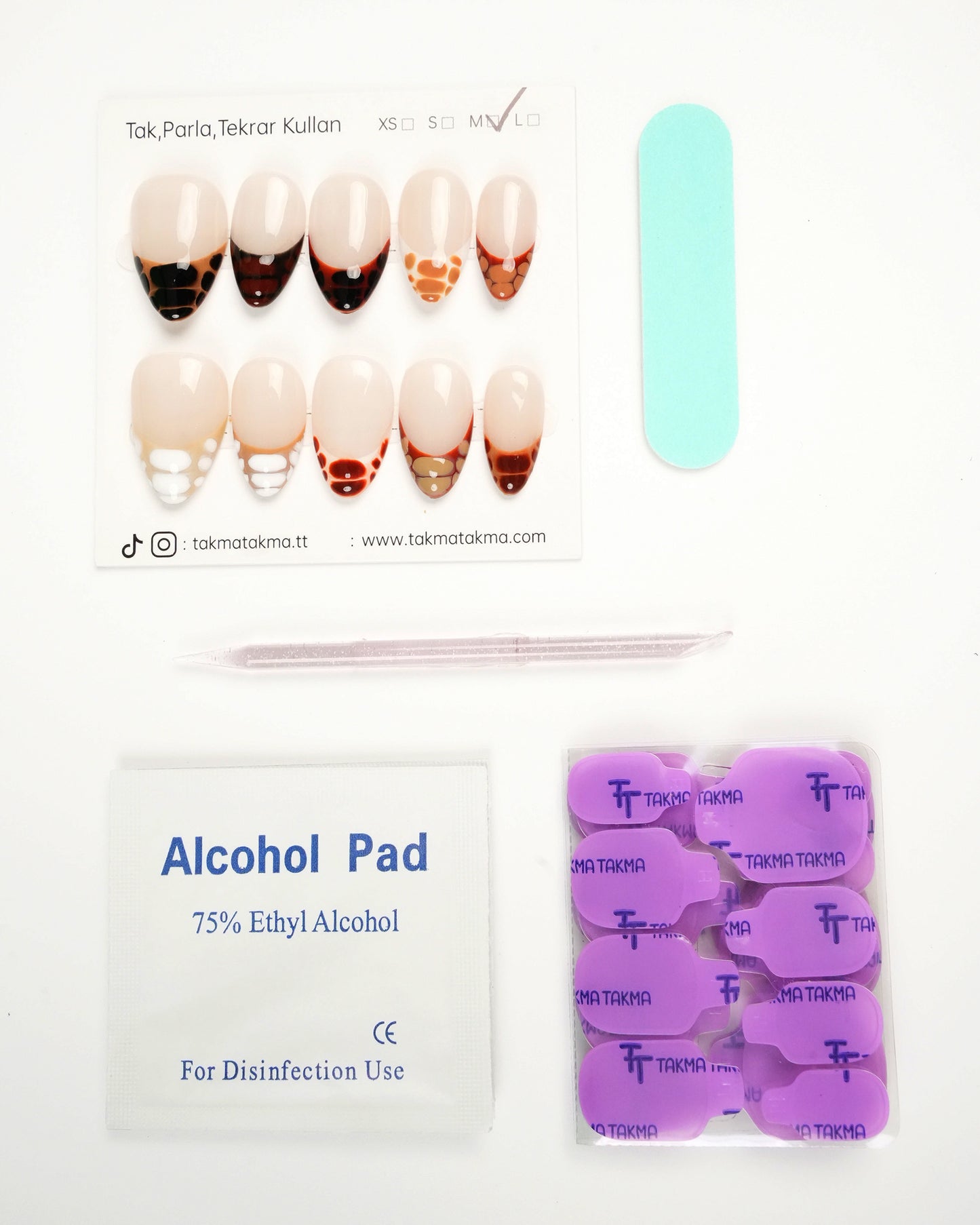 15'li Ten Rengi Kısa Badem KBD1511 Tekrar Kullanılabilir El Yapımı Protez Takma Tırnak