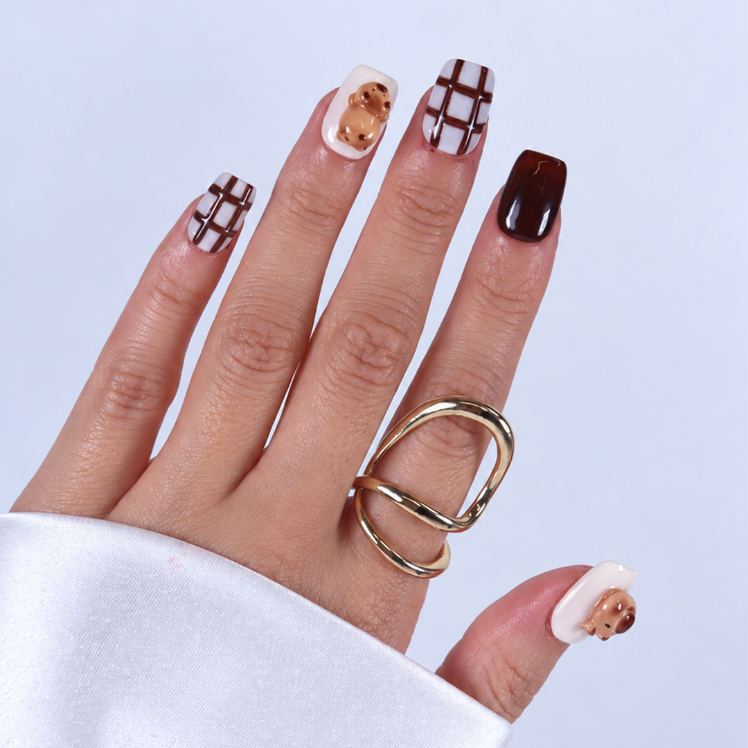 Kahverengi Nail Art Kısa Kare 10'lu Tekrar Kullanılabilir El Yapımı Protez Takma Tırnak KKKR1575