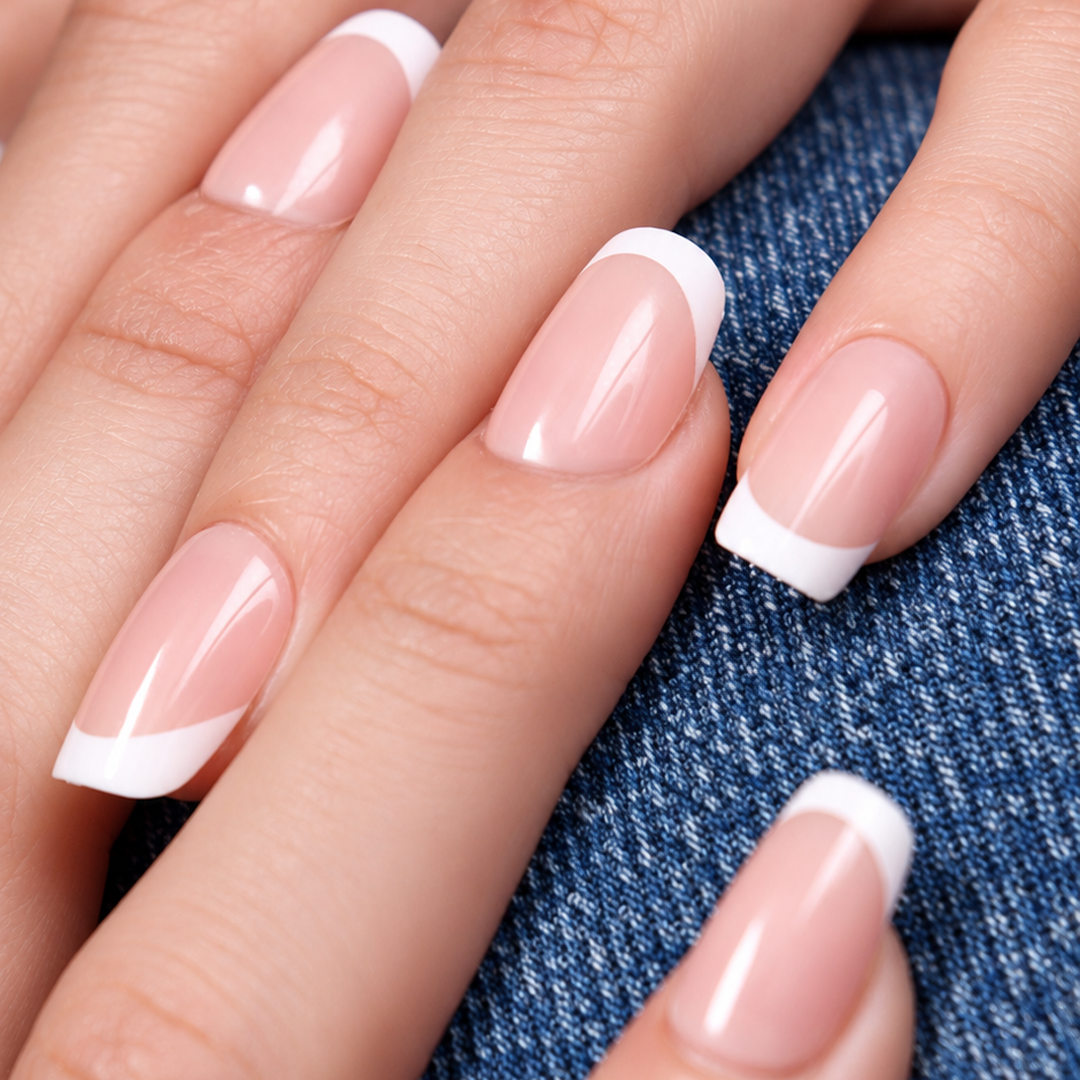 Nude Beyaz Klasik French Kısa Balerin Soft Jel Standart Beden 30'lu Takma Tırnak MKBL3660