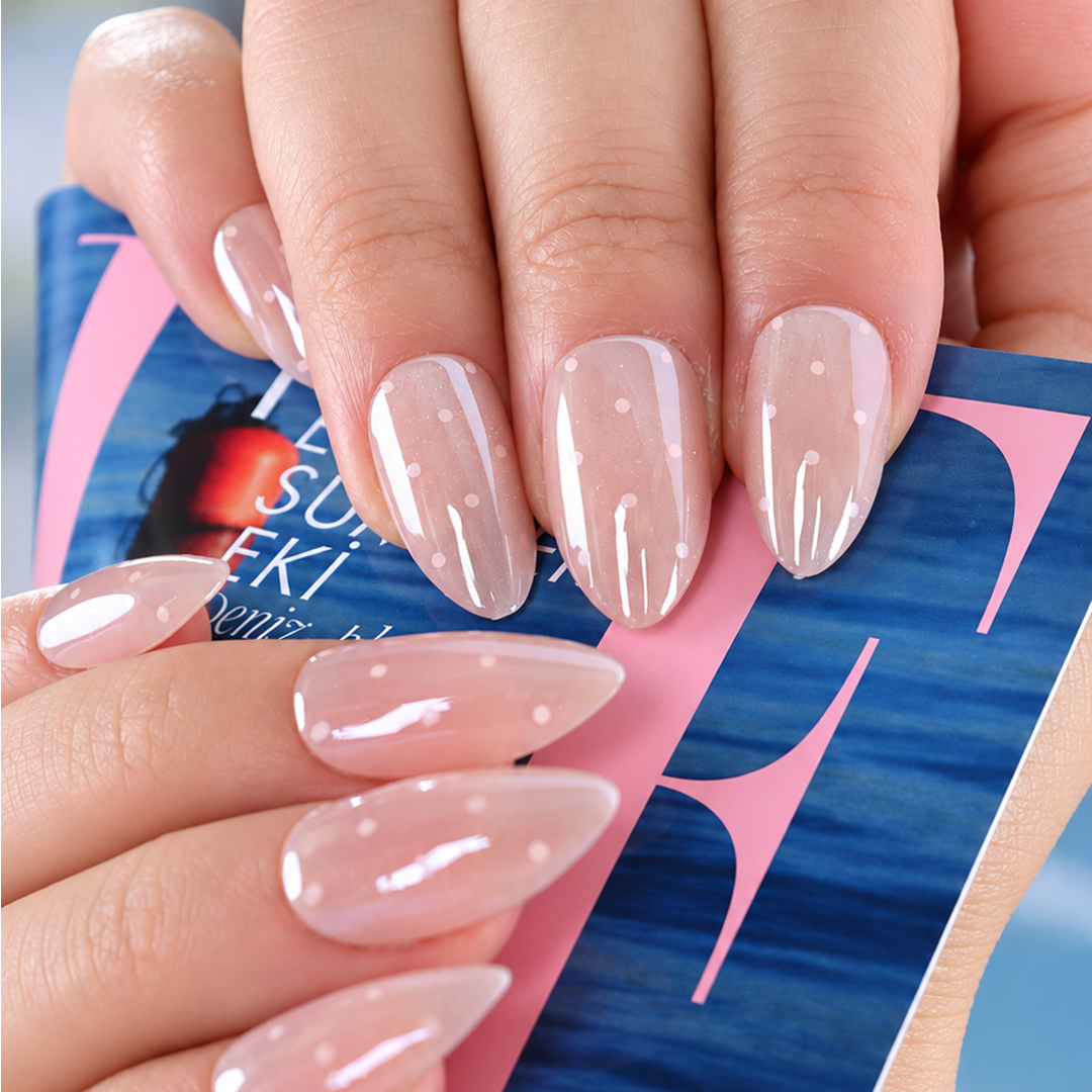 Nude Pembe Puantiyeli Kısa Badem Soft Jel Standart Beden 30'lu Takma Tırnak MKBD3670