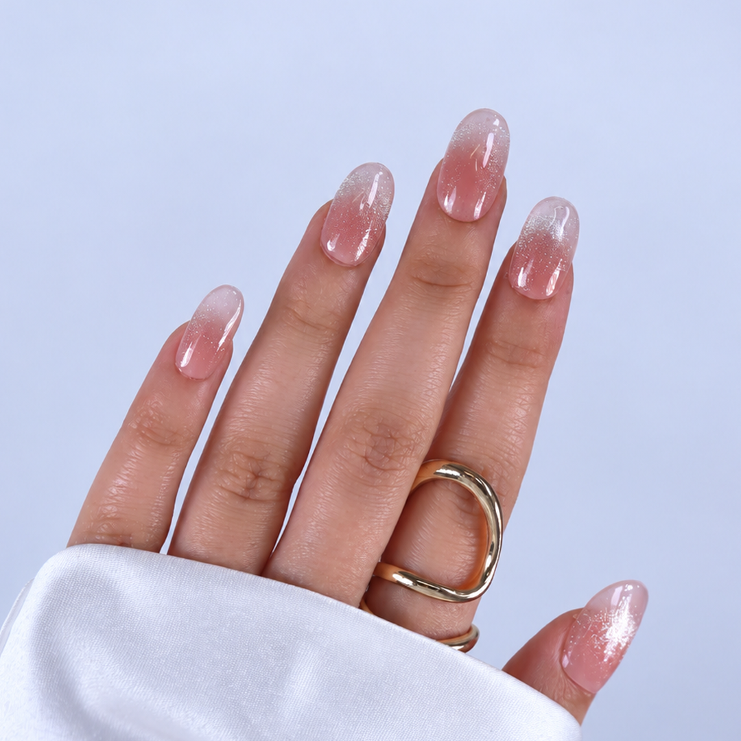Pembe Işıltılı French Cat Eye Kısa Oval 15'li Tekrar Kullanılabilir El Yapımı Protez Tırnak KKOV3751