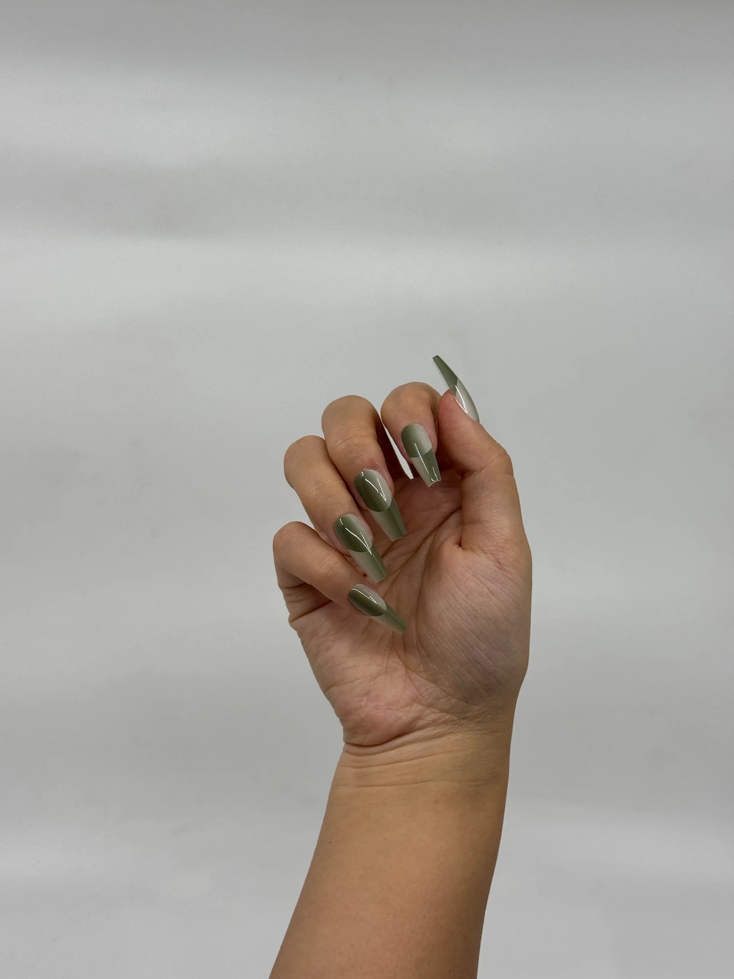 10'lu Yeşil Orta Balerin TT1349 Tekrar Kullanılabilir El Yapımı Protez Takma Tırnak