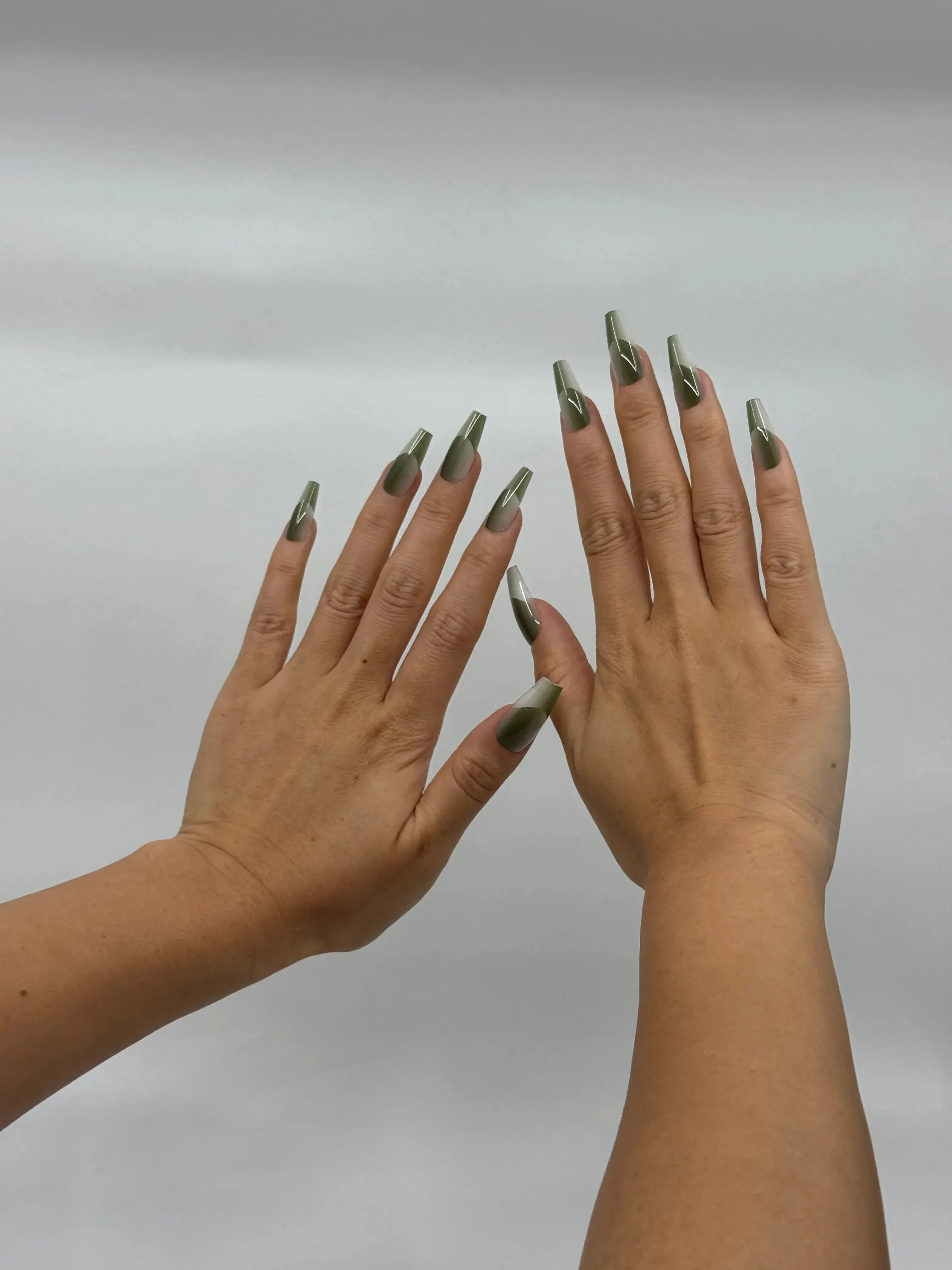 10'lu Yeşil Orta Balerin TT1349 Tekrar Kullanılabilir El Yapımı Protez Takma Tırnak Takma Takma