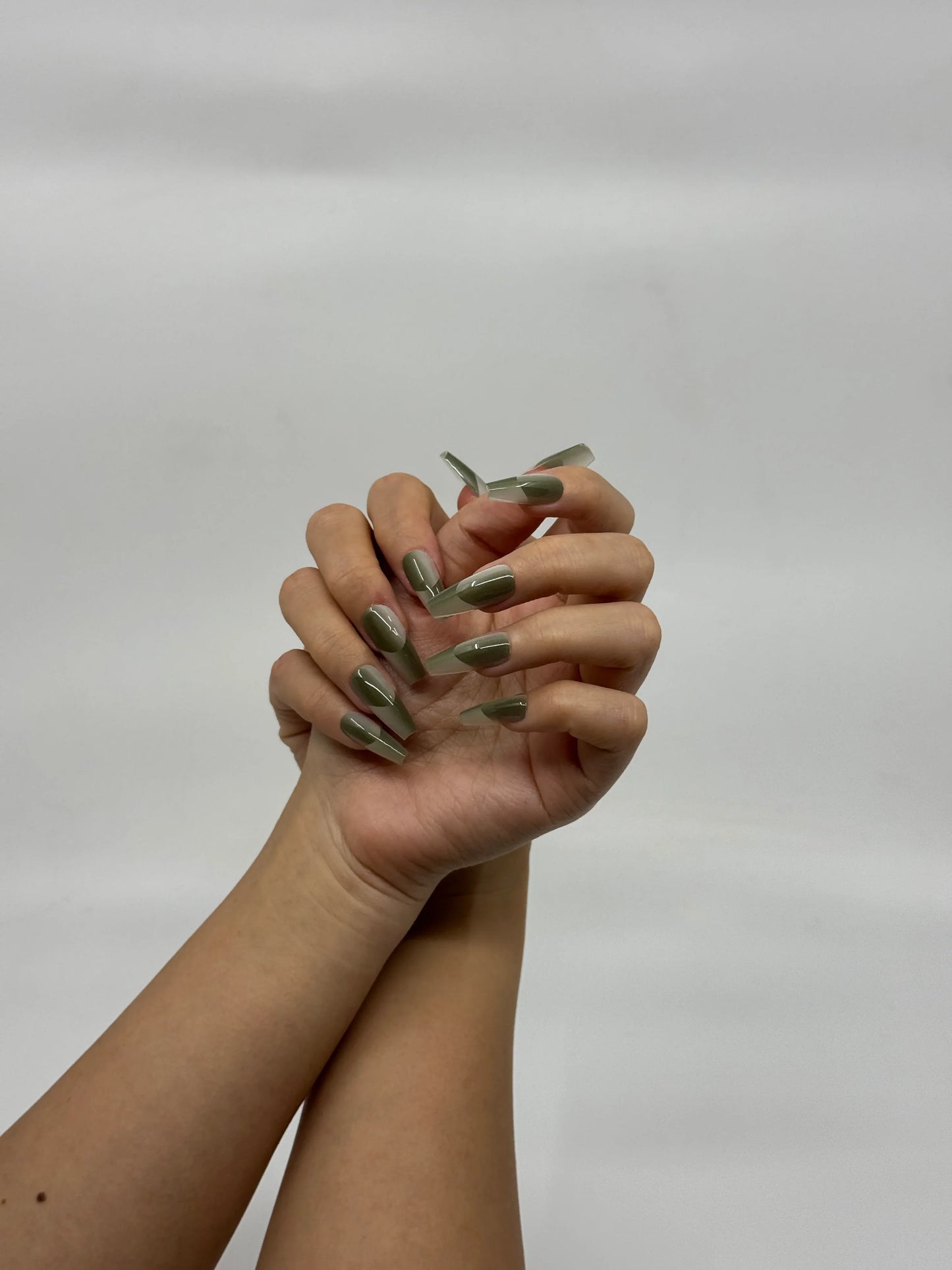 10'lu Yeşil Orta Balerin TT1349 Tekrar Kullanılabilir El Yapımı Protez Takma Tırnak